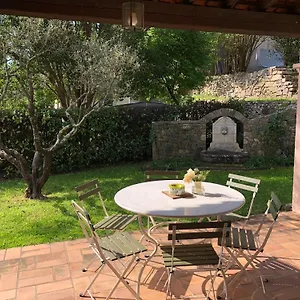villa-provencale-au-calme-entouree-de-verdure.fr-provencehotel.com/